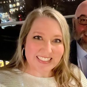 Meet your Posher, Rebecca